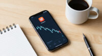 Reddit Stock Collapses 23% As AI Eats Away At User Growth
