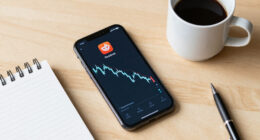 Reddit Stock Collapses 23% As AI Eats Away At User Growth